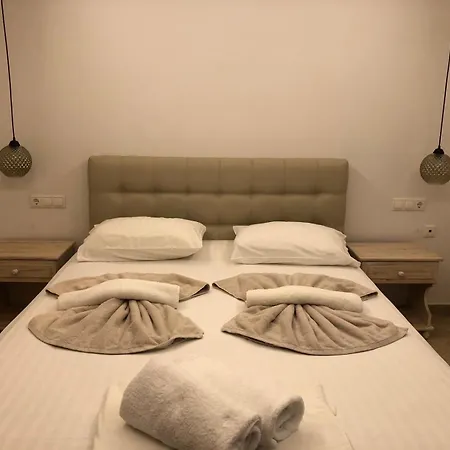 公寓式酒店 阿可体普拉卡酒店 Pláka