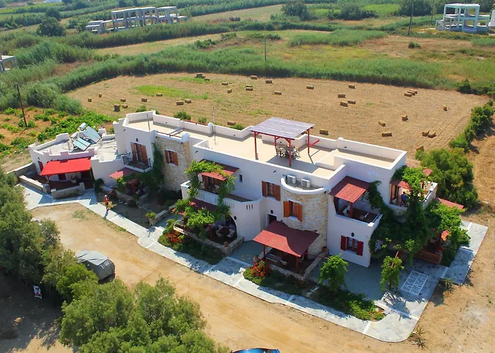 阿可体普拉卡酒店 4* Pláka