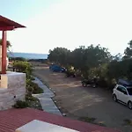 Acti 4*