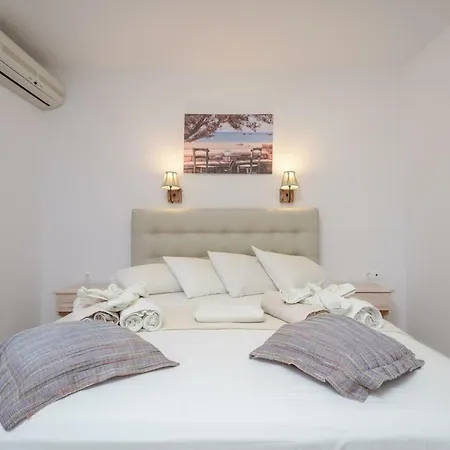 Aparthotel Acti