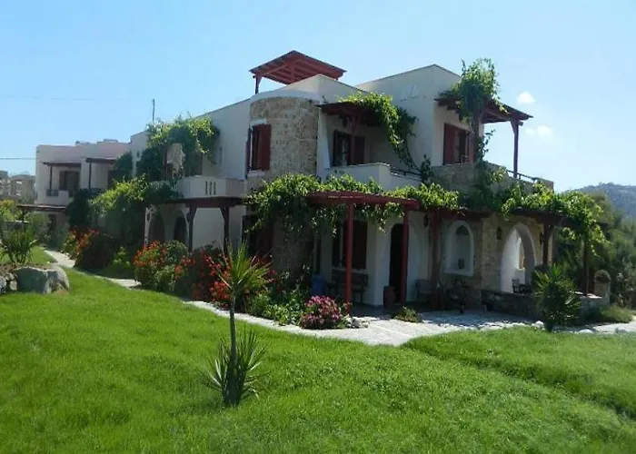 Acti Aparthotel Pláka